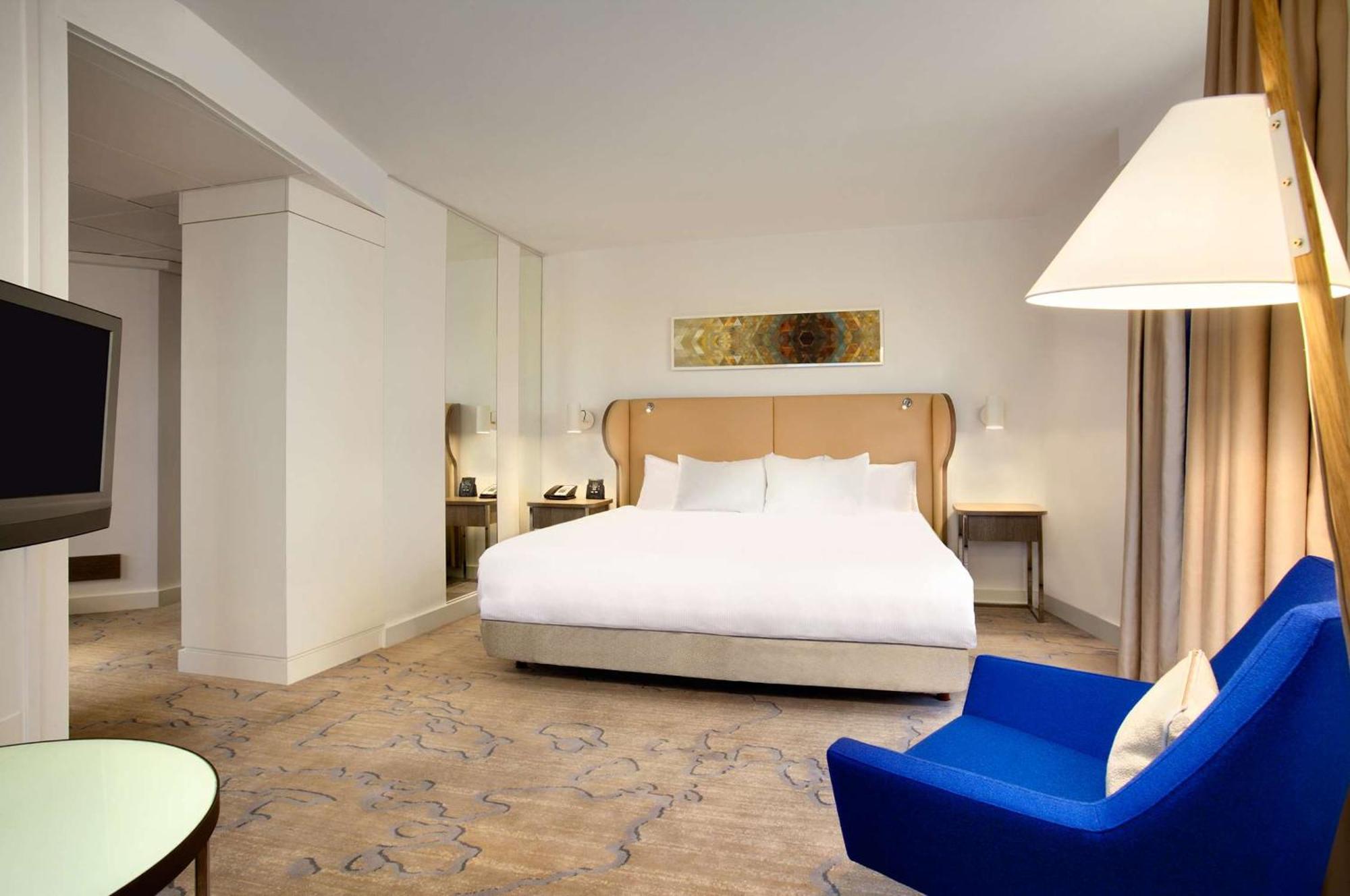 Hilton Slussen 4*
